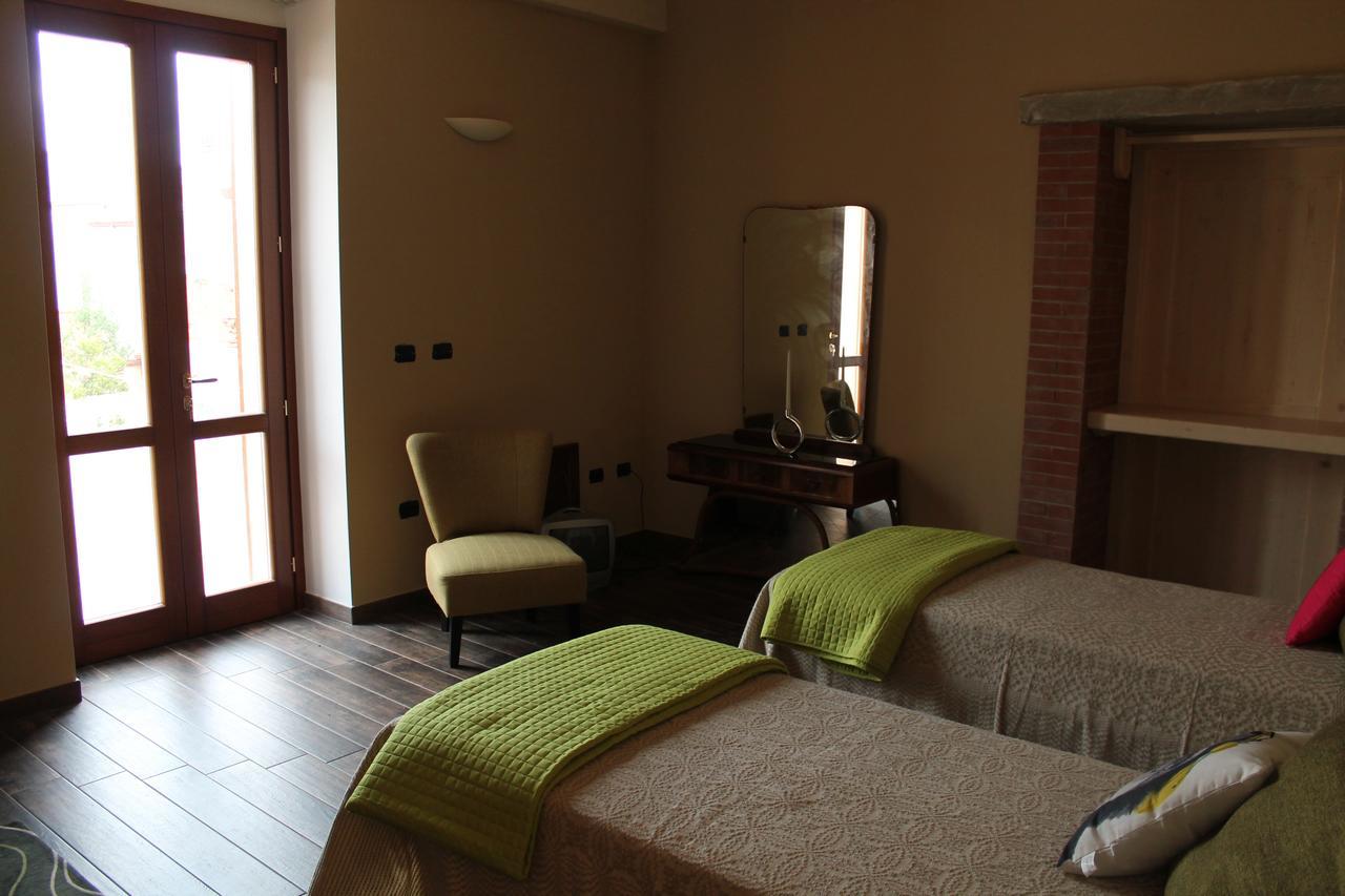 B&B Danonna Ittiri Buitenkant foto