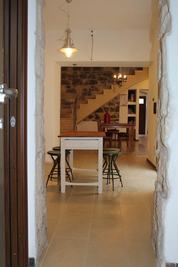 B&B Danonna Ittiri Buitenkant foto