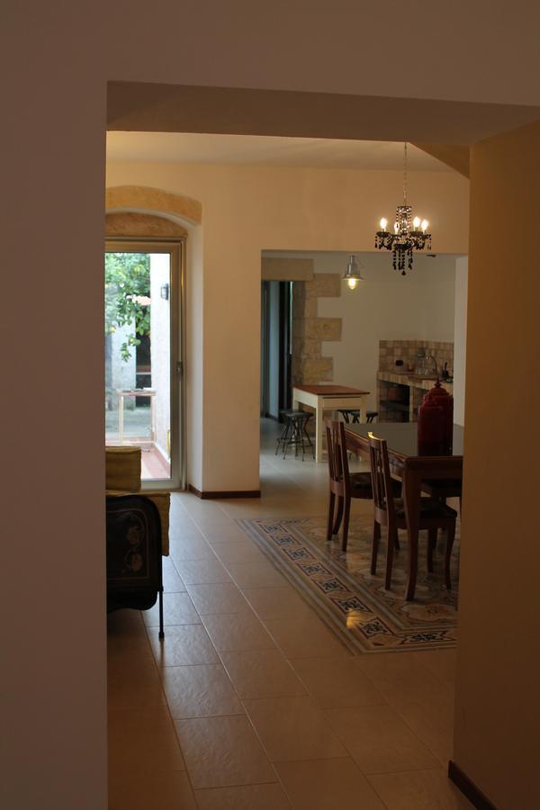 B&B Danonna Ittiri Buitenkant foto