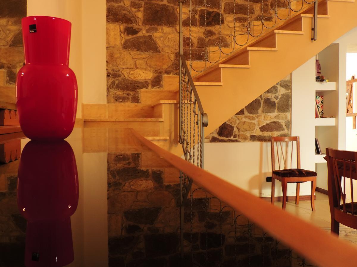 B&B Danonna Ittiri Buitenkant foto