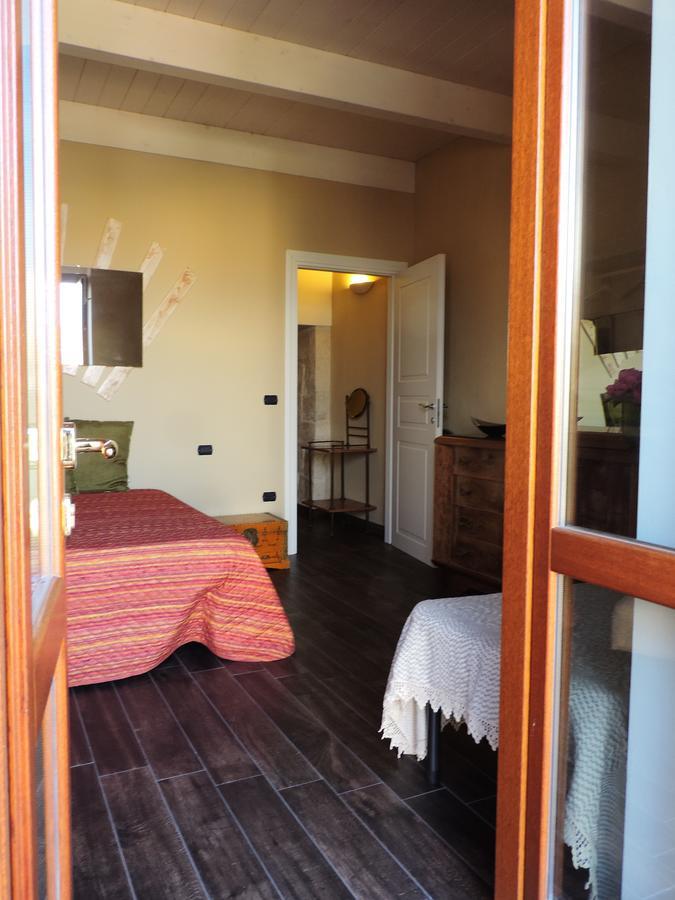 B&B Danonna Ittiri Buitenkant foto