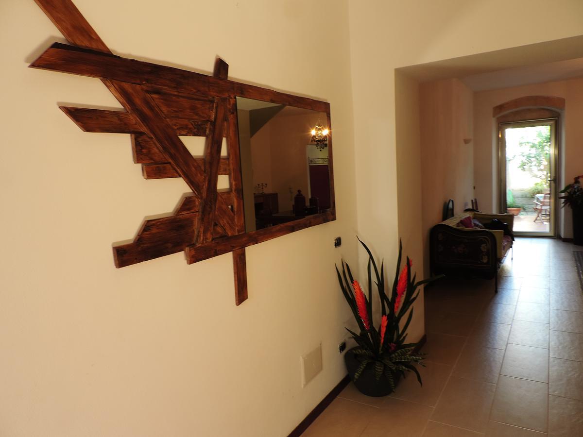 B&B Danonna Ittiri Buitenkant foto